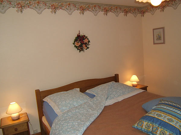chambre grand lit